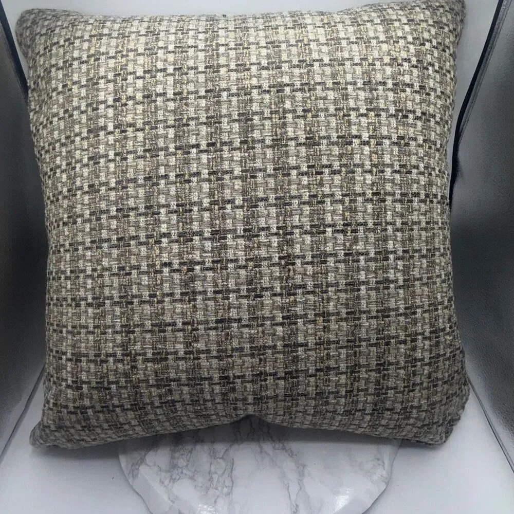 CASAMIA Jijel Tweed 24”x 24” Throw Pillow Cushion